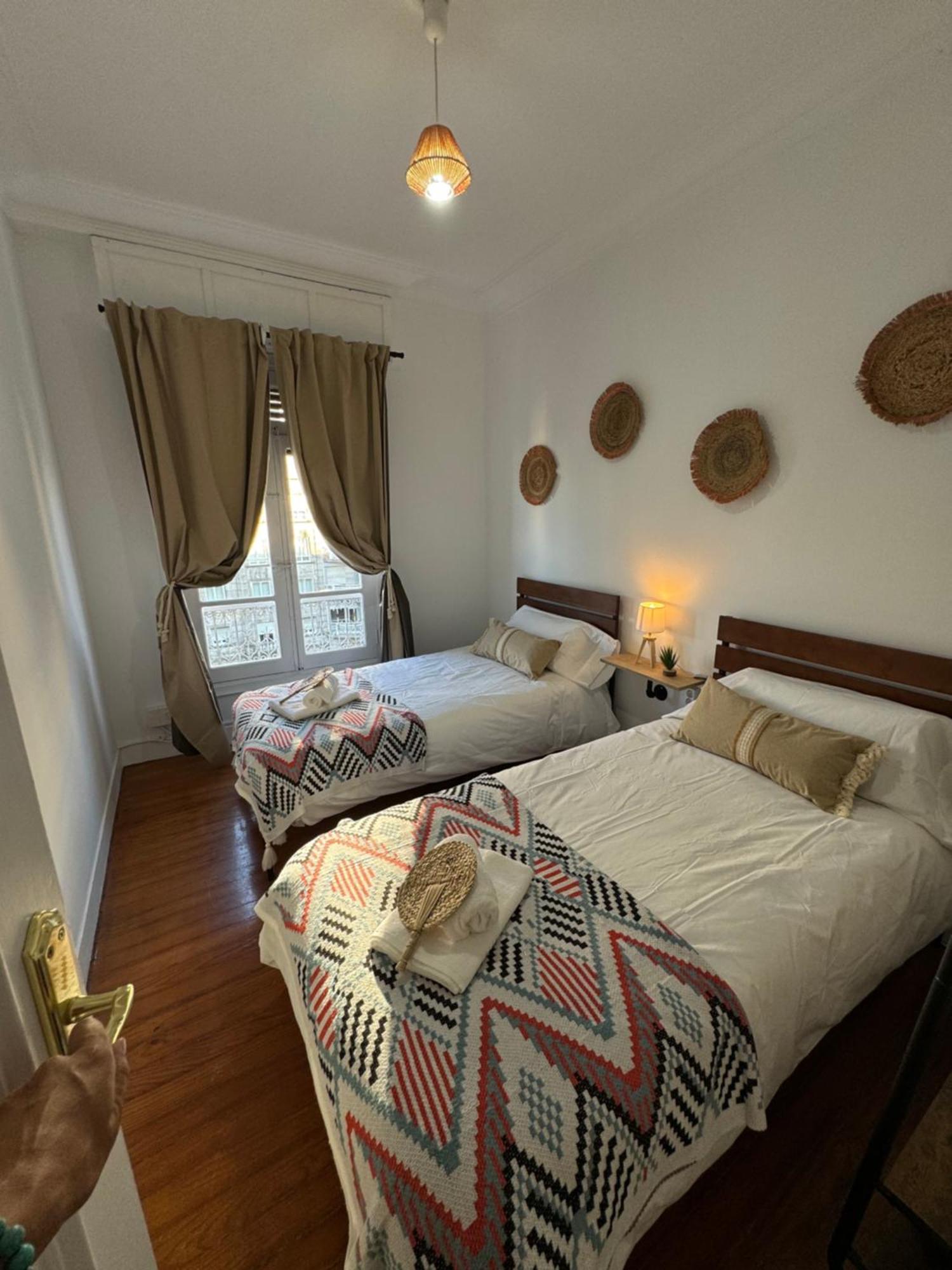 Lupita, Apartamento En El Centro De Vigo Esterno foto